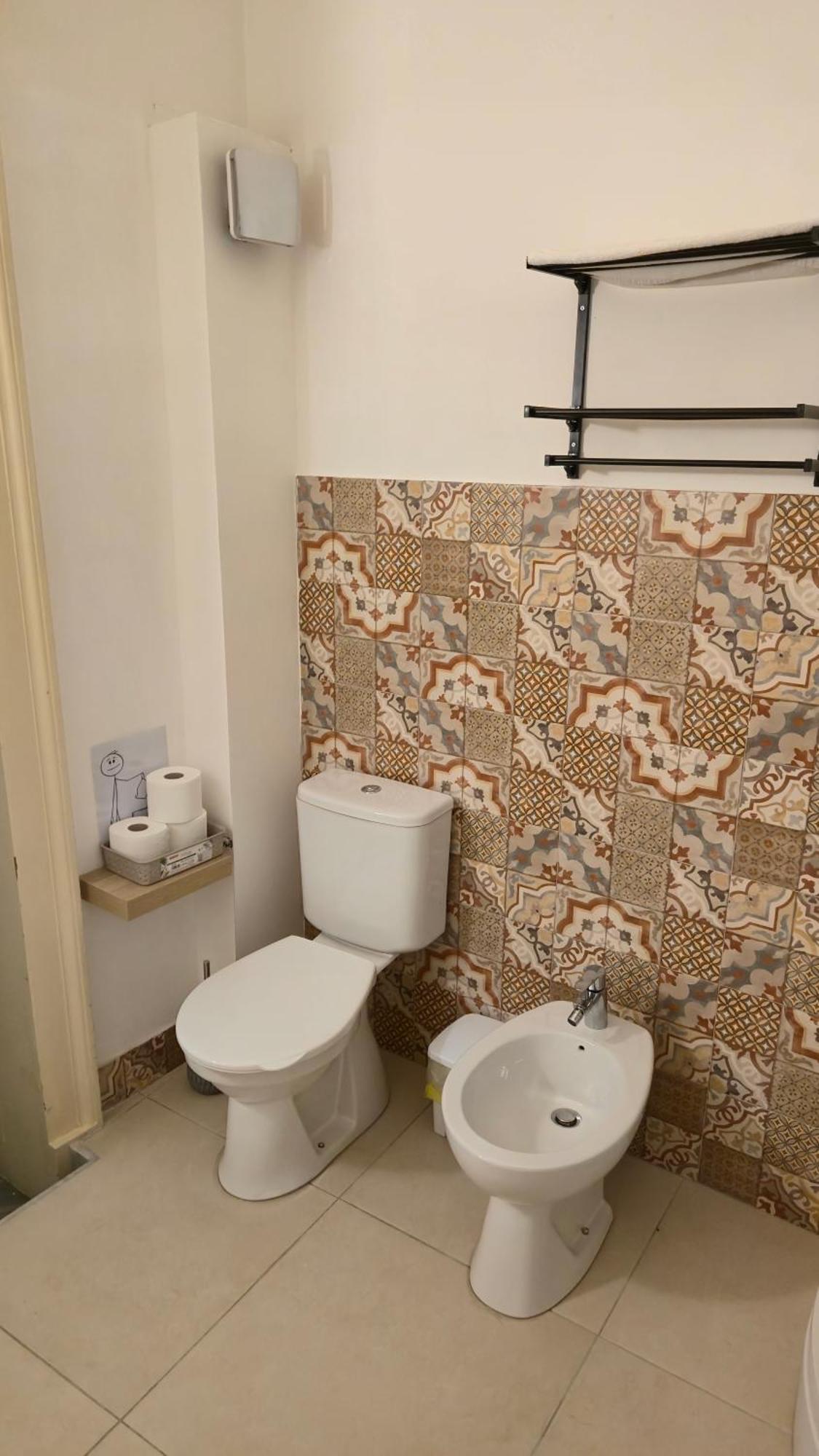 卡塔尼亚 Saranton House酒店 外观 照片